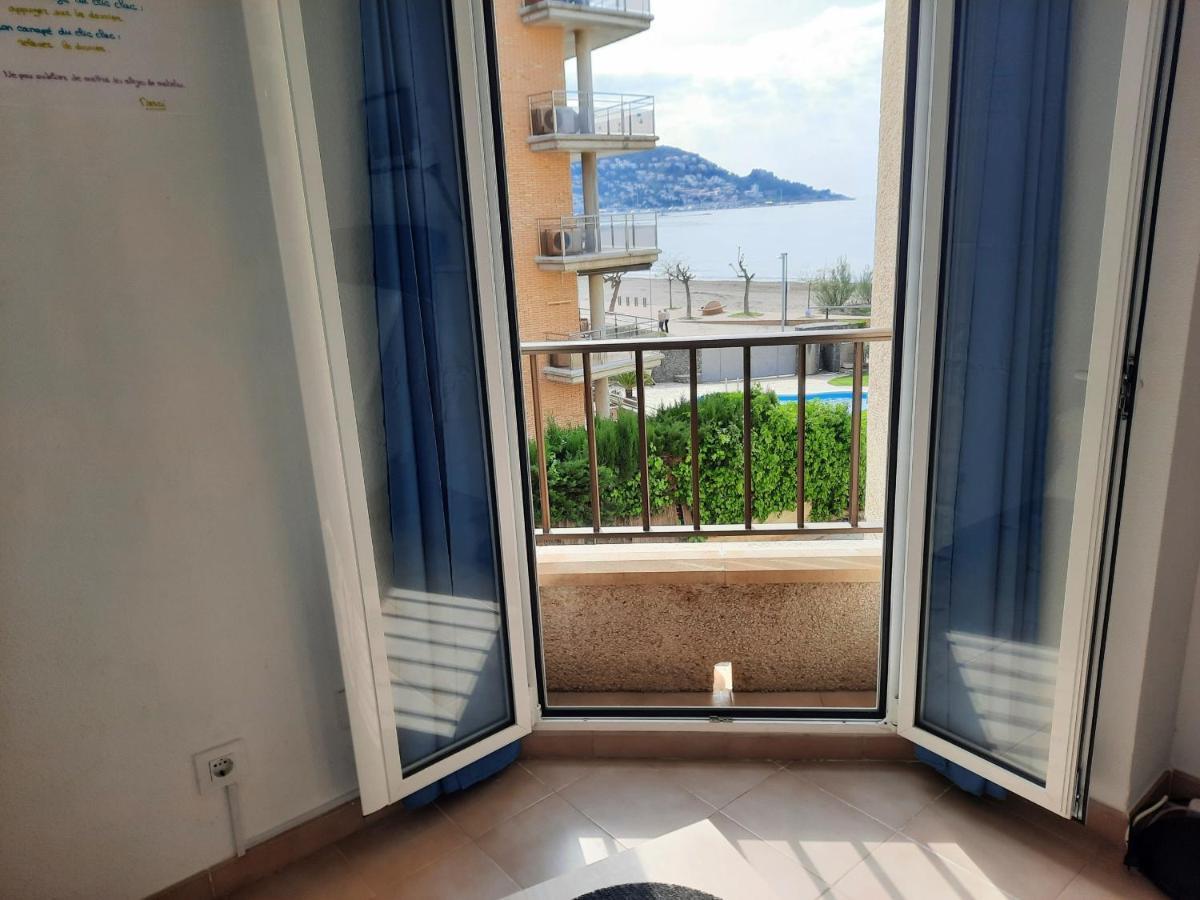 Castell Joncar,30 M De La Playa, 1Era Linea De Mar, Vista Al Mar Apartment Roses Luaran gambar